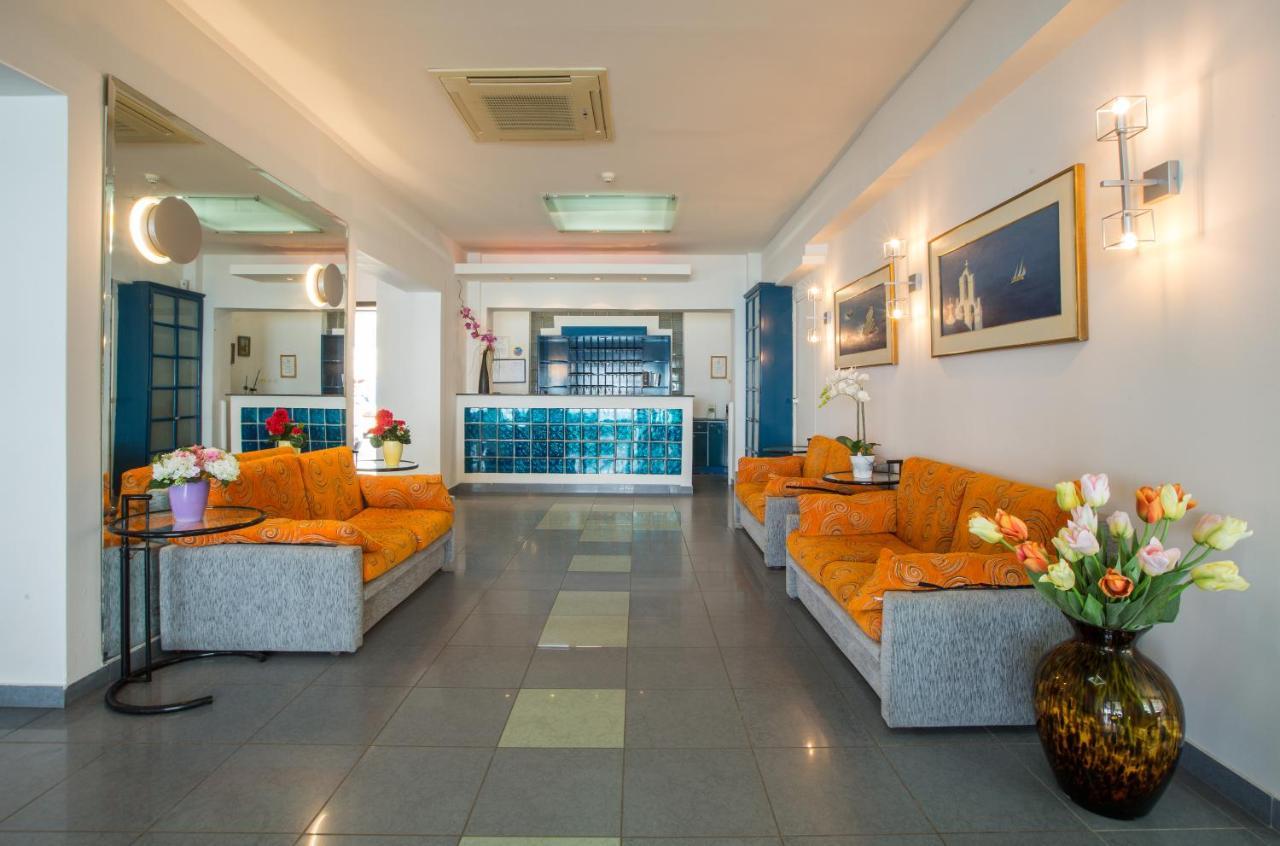 Flisvos Hotel Tolón Exteriér fotografie